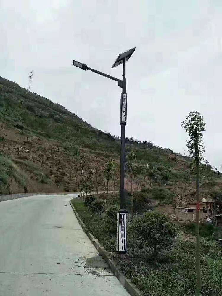贡山独龙族怒族自治县仿古太阳能路灯